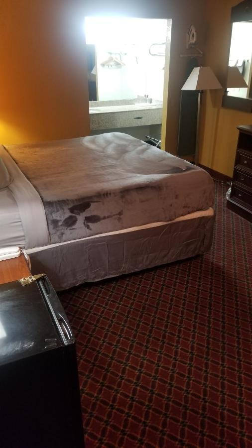 Hotel King Bed Hotel Room 110 Wi-Fi Booking Stillwater Exterior foto